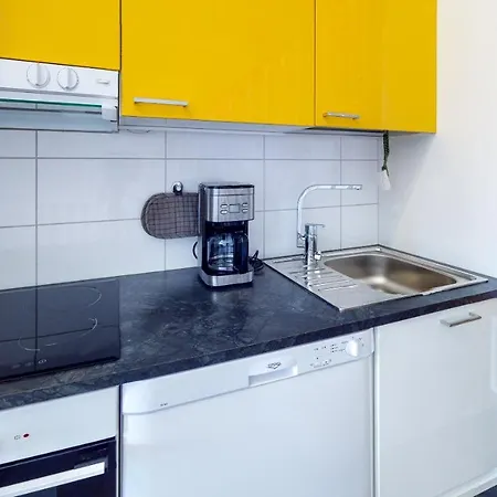 Starvillas A 301 - 6 Hengen Viehaettaevae Keskeisellae Paikalla * Kalajoki