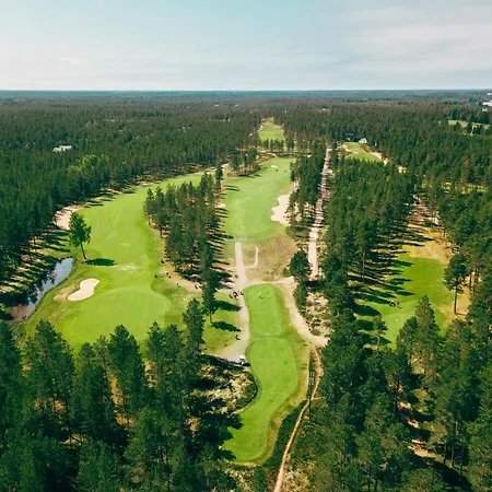 Semesterbostad Starvillas A 301 - 6 Hengen Viehaettaevae Keskeisellae Paikalla *